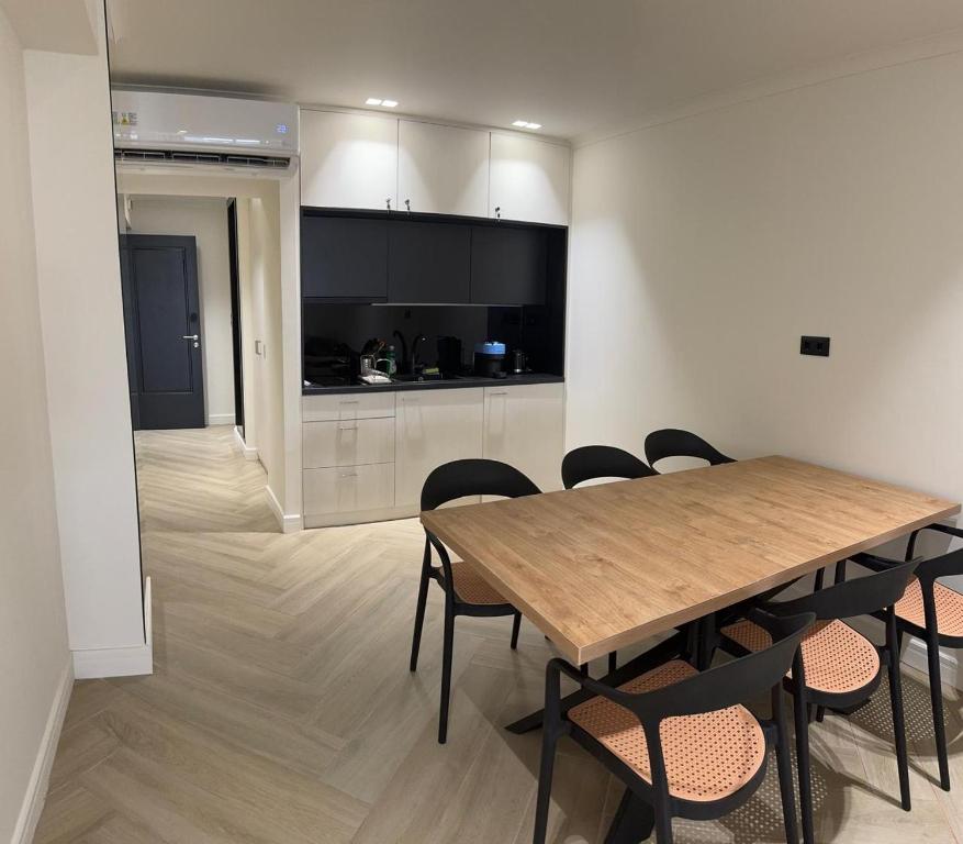 Triple A - Family hospitality Near Ermou - FREE Parking! - Resim 19