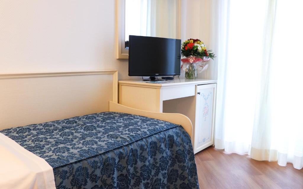 TV a/nebo společenská místnost v ubytování Hotel Principe