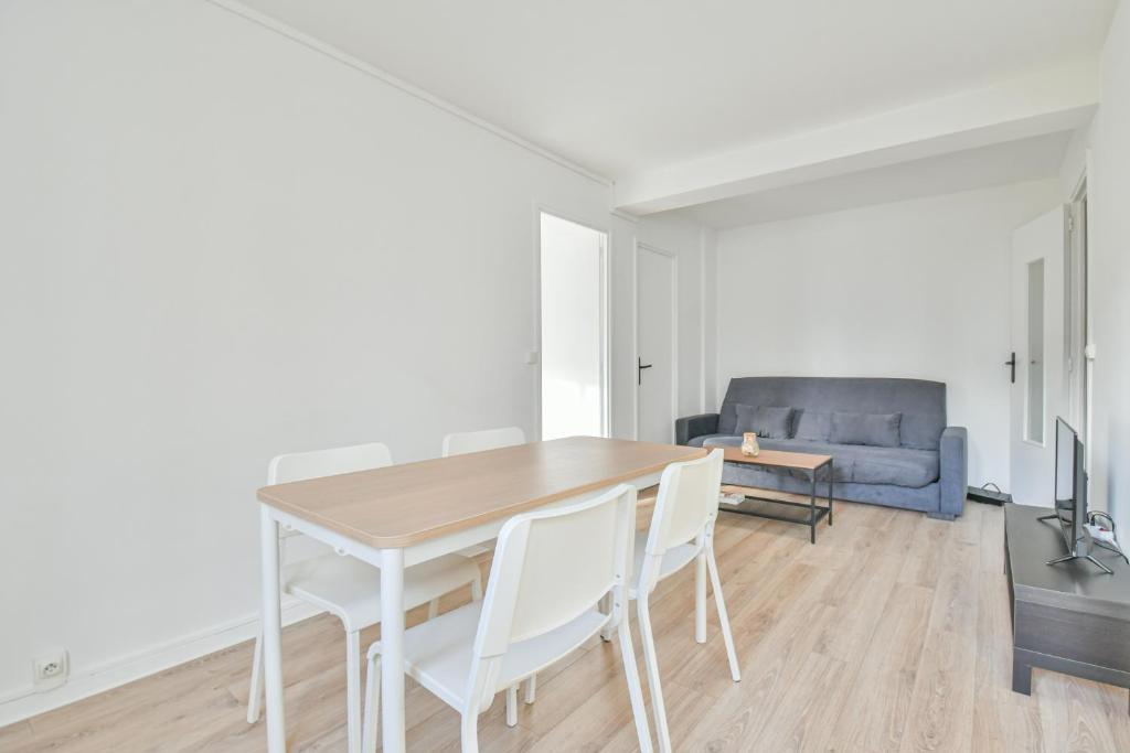 Charenton - One-Bedroom Apartment