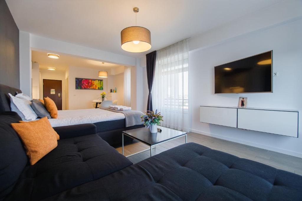 Lounge 8 Studios - Studio With Sofa Bed