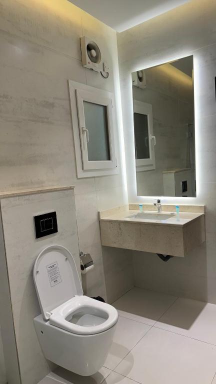 Vannituba majutusasutuses Gulf Crown Hotel Apartment