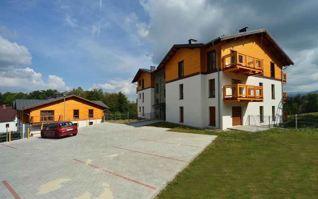 Budova, v ktorej sa apartmán nachádza