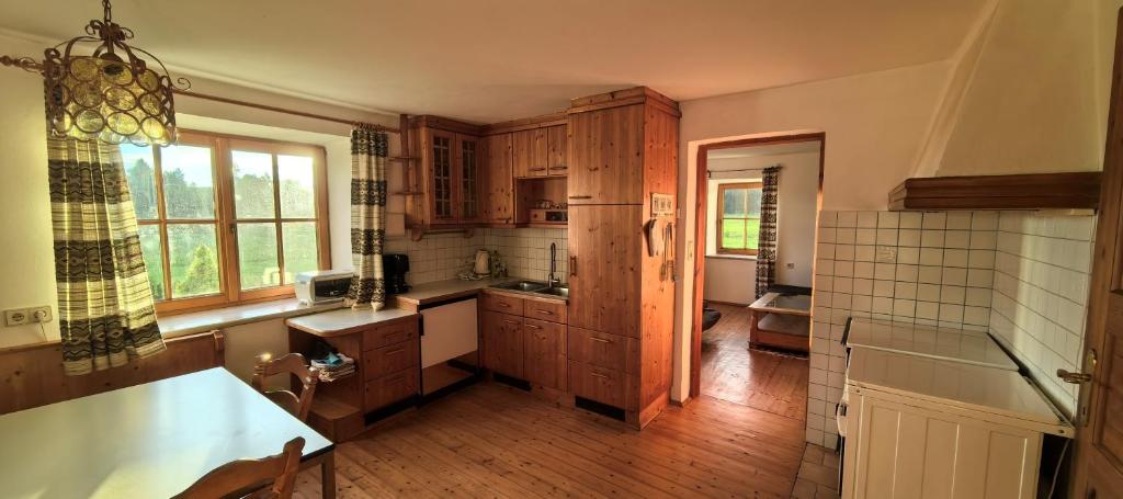 Kuchyň nebo kuchyňský kout v ubytování Landhaus auf der Alm