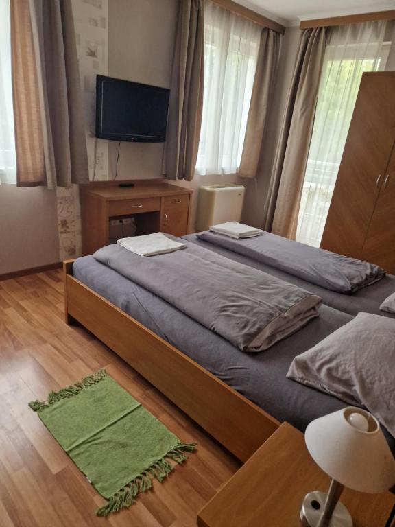 Elix 3 4200 Hajdúszoboszló, Sport utca 16/D kép - 1