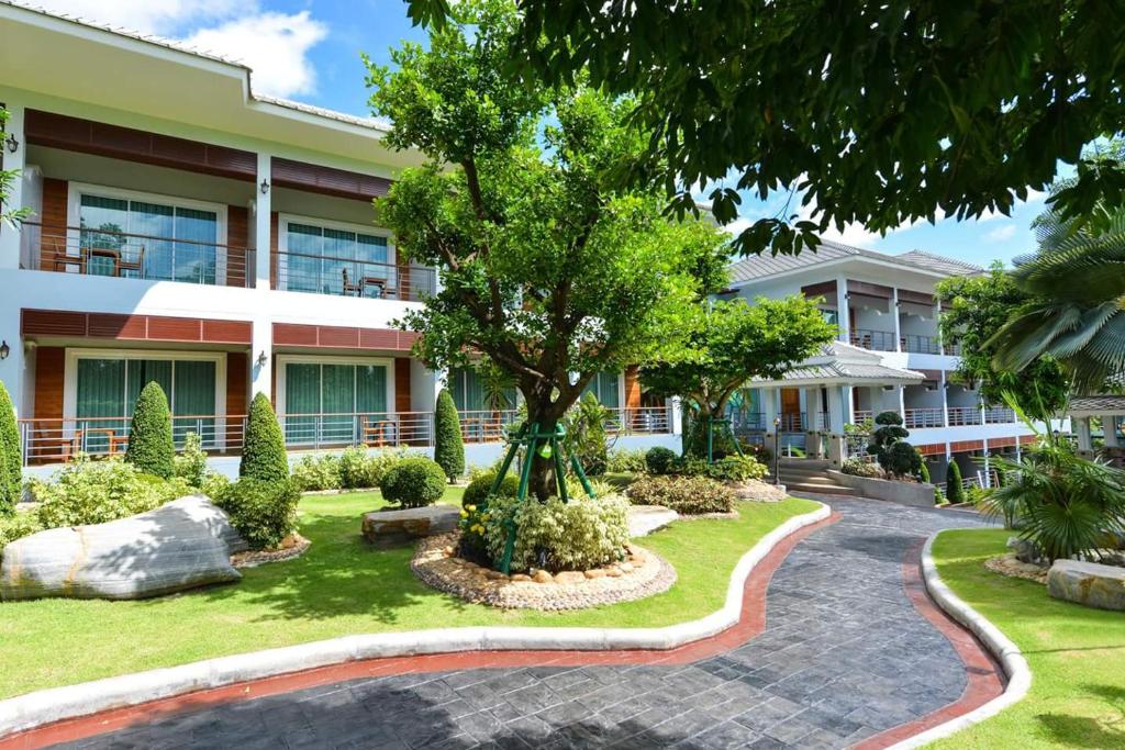 Princess River Kwai Hotel - 12