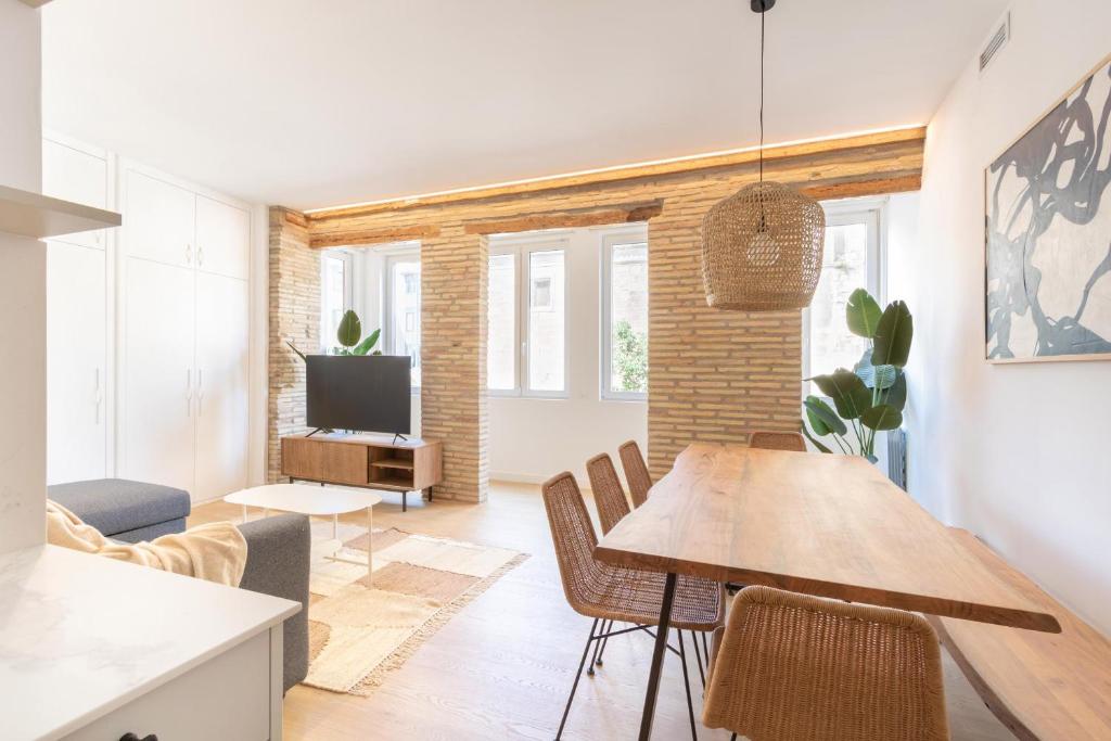 Daniela's Lovely Apartment Aire y Wifi by Apartamentos Logrono