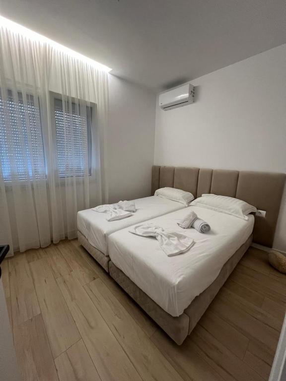 Postel nebo postele na pokoji v ubytování New apartment