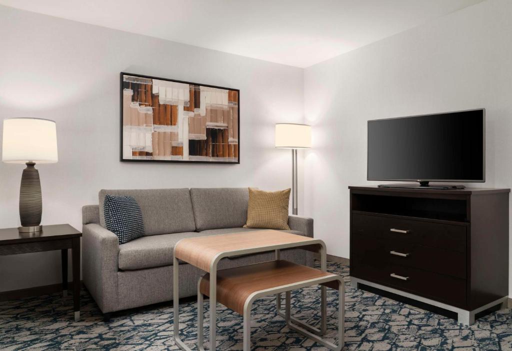 Homewood Suites by Hilton Boston Cambridge-Arlington, MA - 皇后工作室套房 - 不吸烟