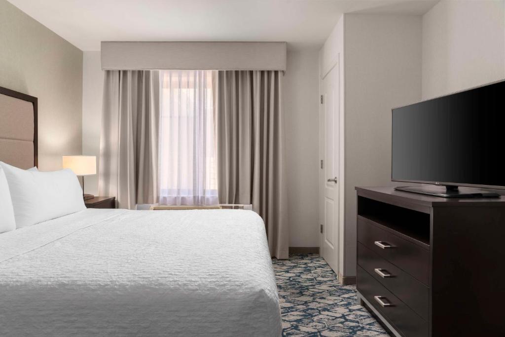 Homewood Suites by Hilton Boston Cambridge-Arlington, MA - 一居室国王套房 - 不吸烟