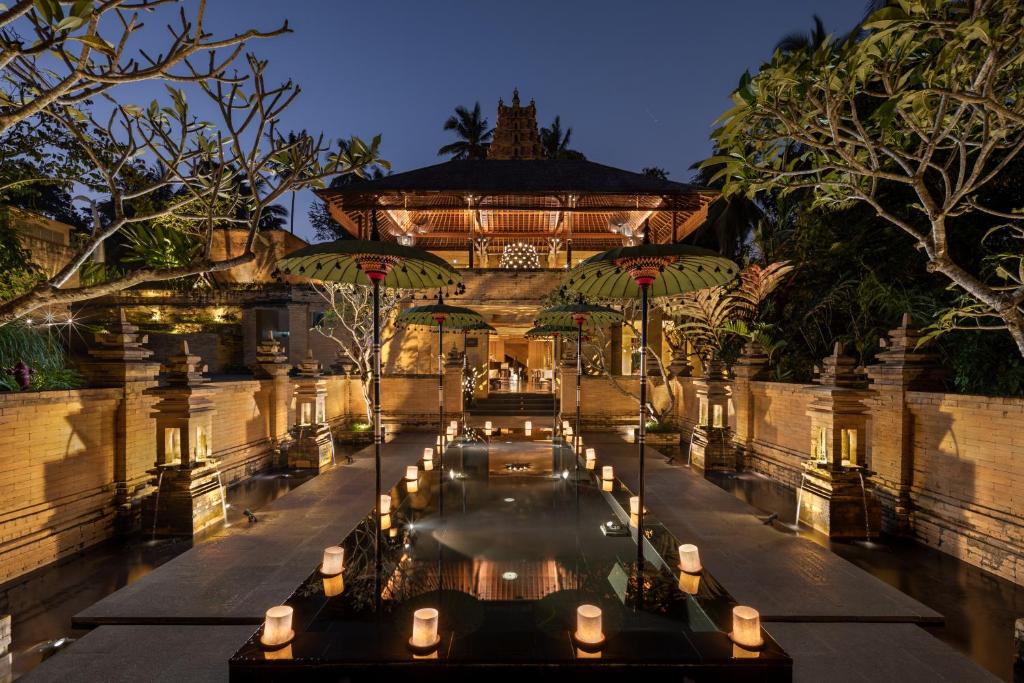 TOP 10 Mejores Hoteles de Lujo en Ubud, Bali 595690328