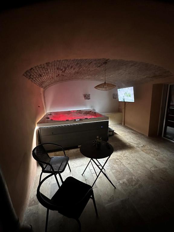 Zdjęcie z galerii obiektu Alena w mieście Bourg-Saint-Andéol