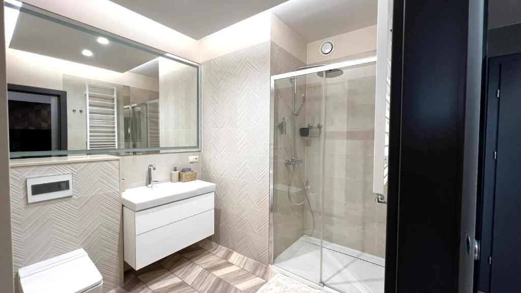 BUNASTA Apartments - Housity