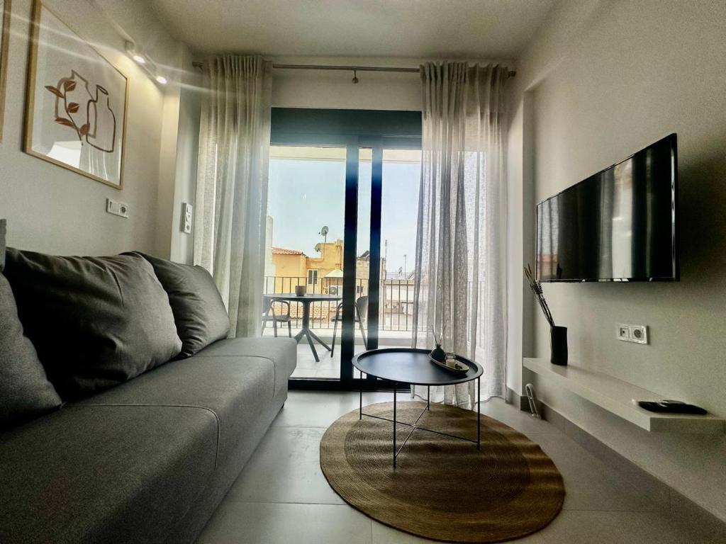 Alki-House - Camera Familiare Con Terrazza