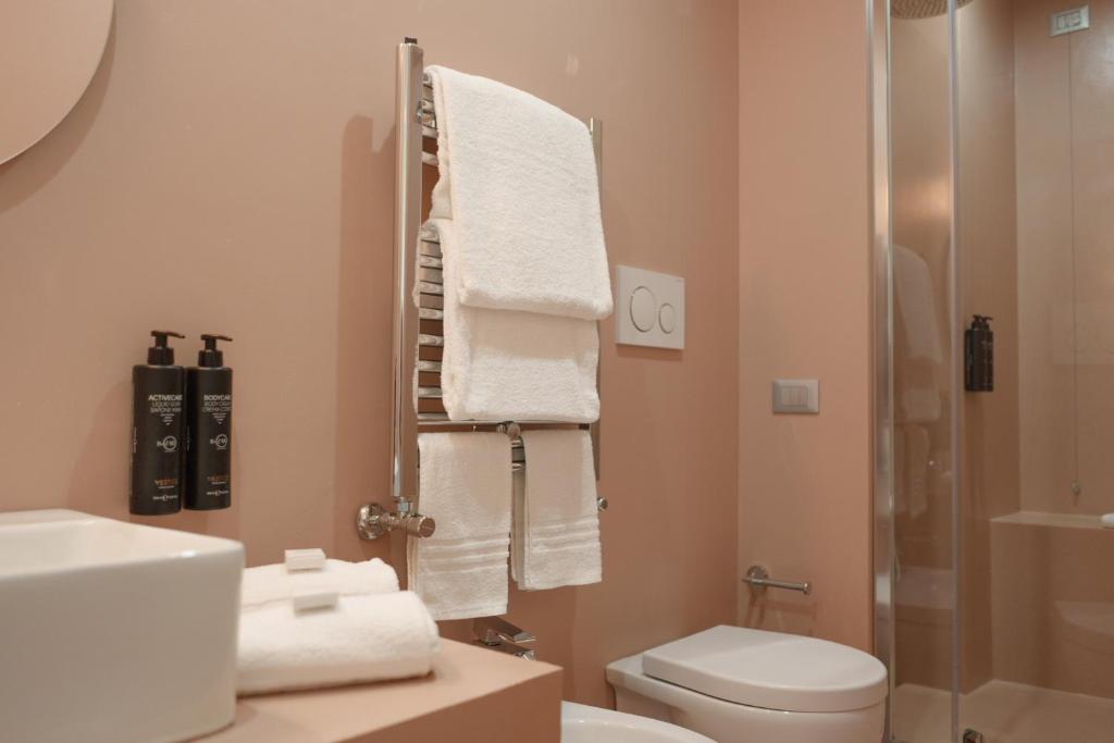 Koupelna v ubytování Moderno Hotel Roma