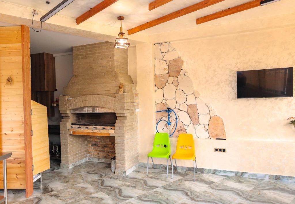 Kuchyň nebo kuchyňský kout v ubytování Kare No Hotel Tsaghkadzor