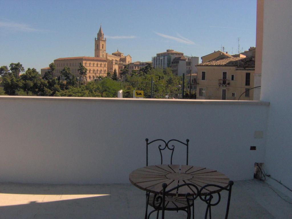 Balkón alebo terasa v ubytovaní Grande Albergo Abruzzo