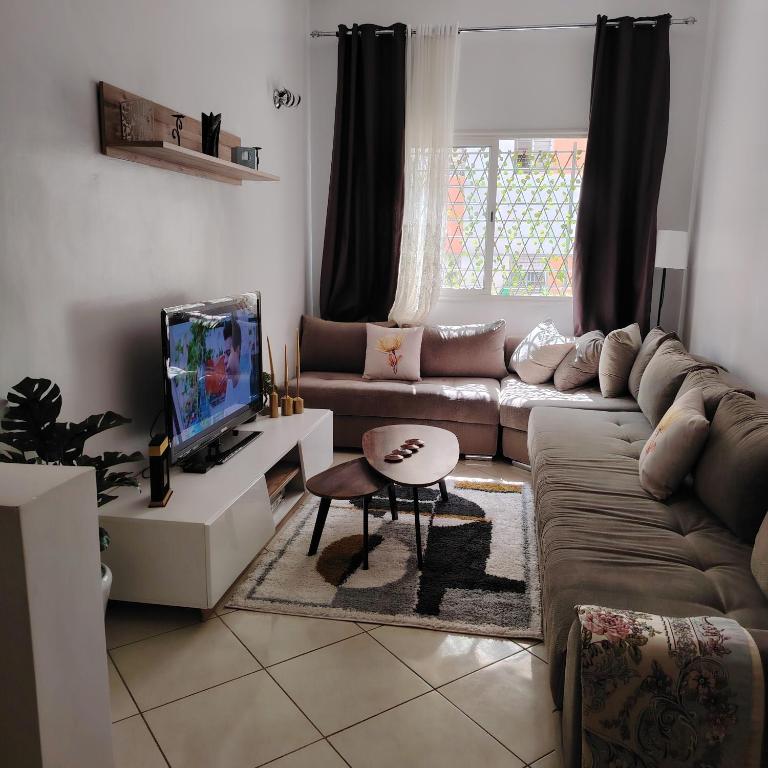TV a/nebo společenská místnost v ubytování Chez vous à Skhirate