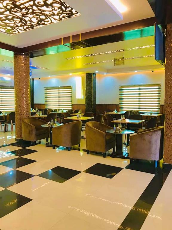Restaurace v ubytování HAMDAAN Hotel