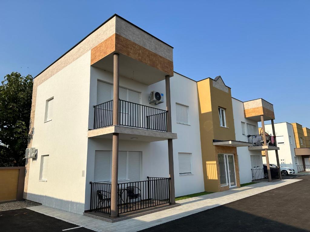 Budova, kde se apartmán nachází