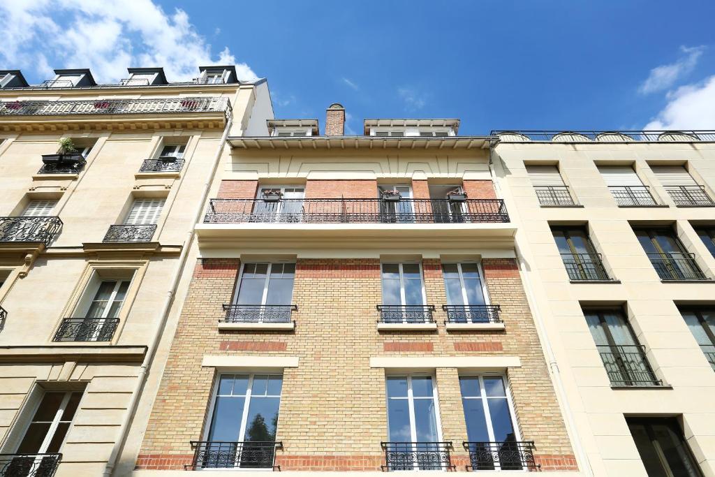 YAYS Paris Zola by Numa - Resim 6