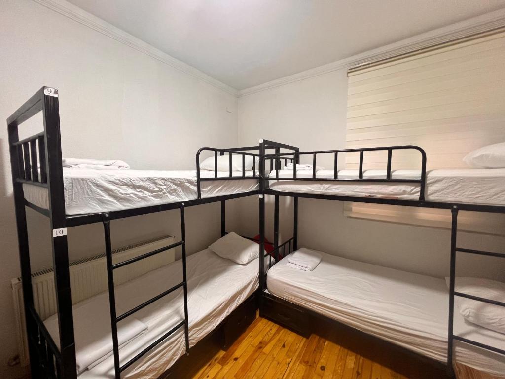 Postel nebo postele na pokoji v ubytování Göreme Hostel