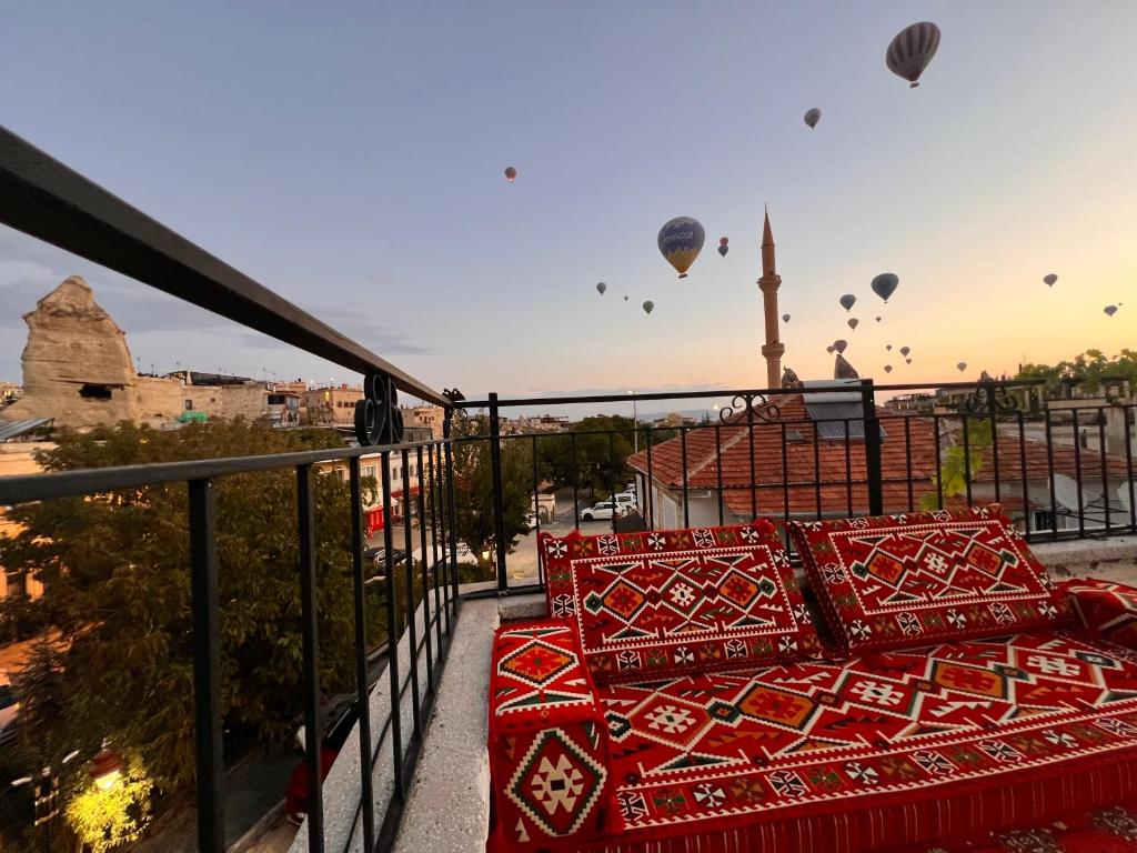 Balkón nebo terasa v ubytování Göreme Hostel
