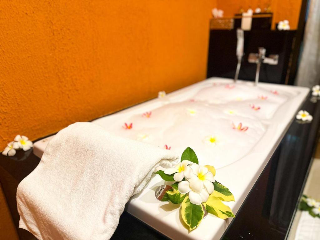 Quality Beach Resorts and Spa Patong - Resim 24