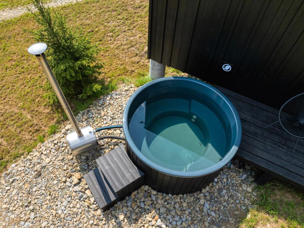 Fotografie z fotogalerie ubytování Black Deer - z Sauną na Tarasie, Jacuzzi i Widokiem na Góry - by Deer Hills Luxury Apartments v destinaci Kocoń