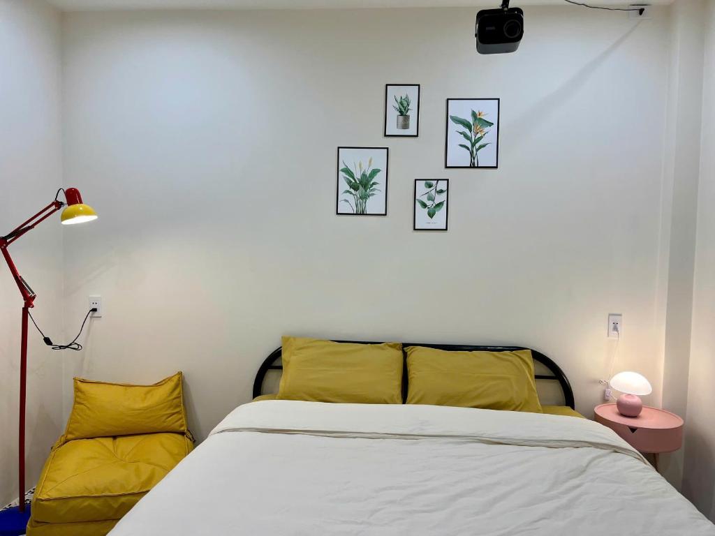 Postel nebo postele na pokoji v ubytování Lanni House