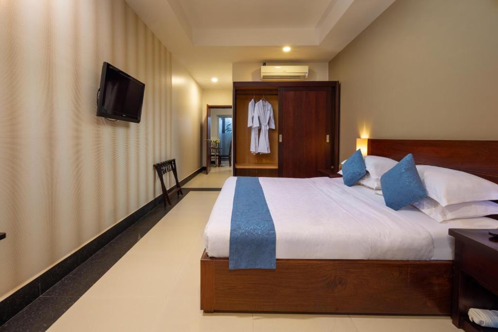Postel nebo postele na pokoji v ubytování Skyline Boutique Hotel