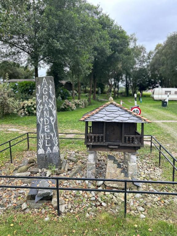 Fotografie z fotogalerie ubytování CAMPING A GRANDELLA v destinaci El Franco