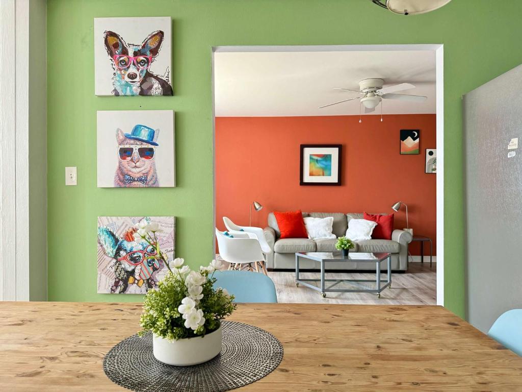 Heart Downtown! City View Onsite Parking! King Bed LM807 - Appartement D'une Chambre