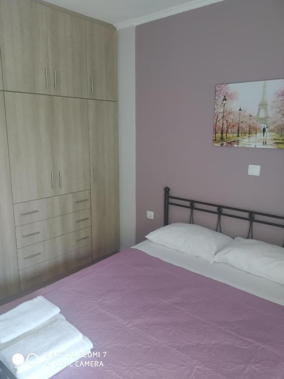 Postel nebo postele na pokoji v ubytování Chris&Chris Luxury apartment