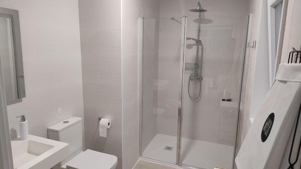 LAR JARDÍN - Casas con parking privado - 13