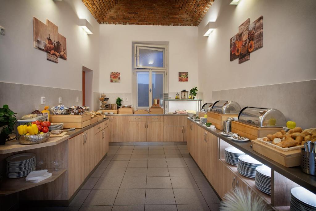 Prague Season Hotel - Resim 4