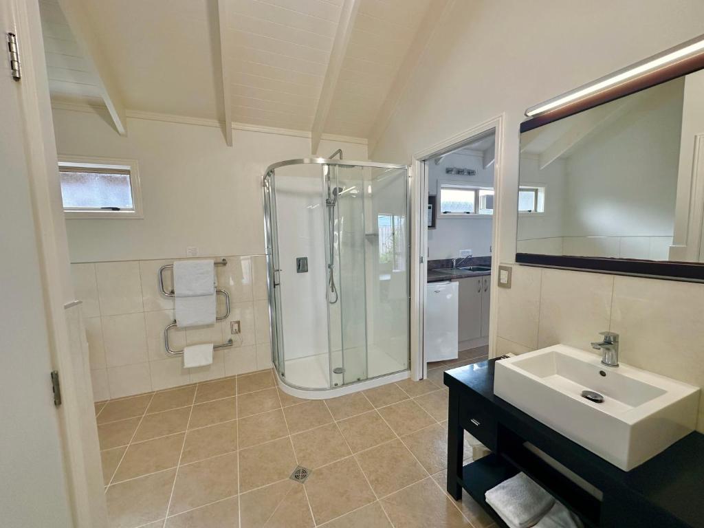 The Olive Motel - Resim 12