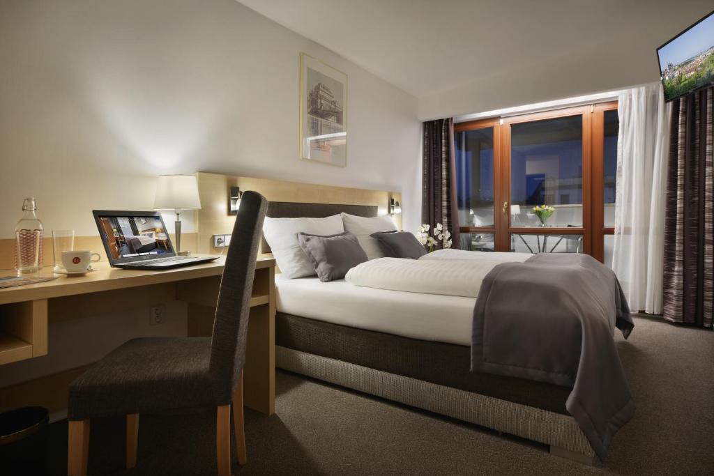 Prague Season Hotel - Resim 44