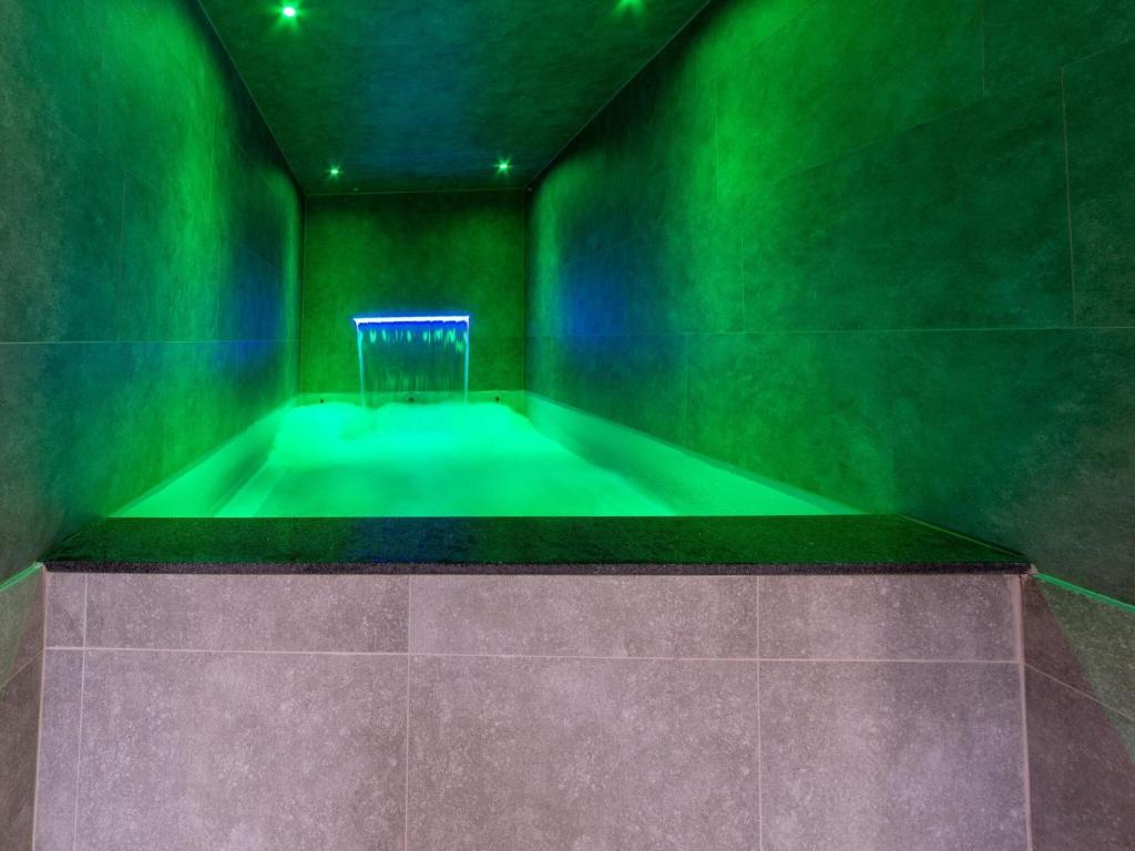 Fotografie z fotogalerie ubytování Country House Ardennes with Pool and Sauna v destinaci Xhoffraix