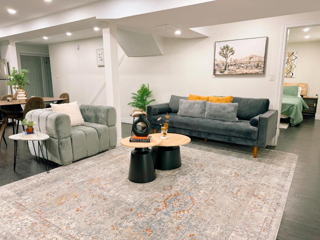 Stylish & Spacious Guesthome With More Than Essentials - Housity