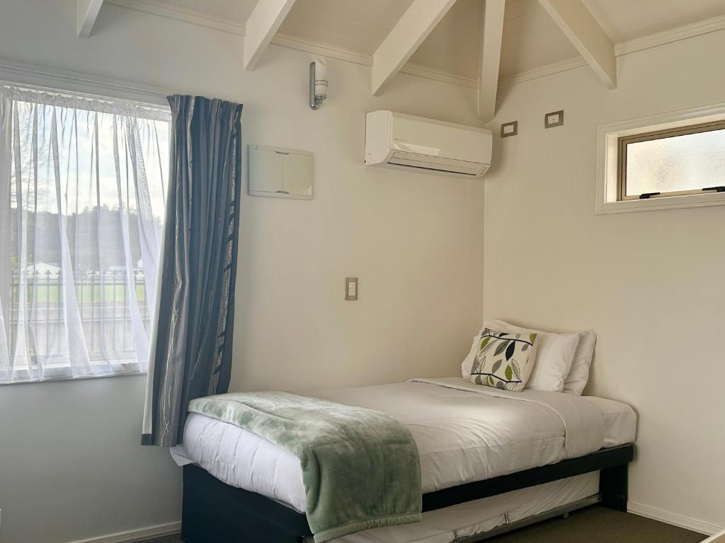 The Olive Motel - Resim 27