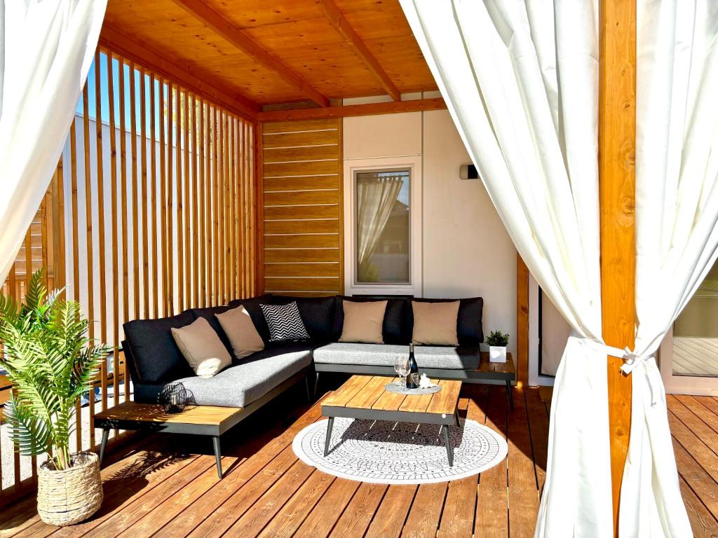 Posezení v ubytování Ayana Mobile Home