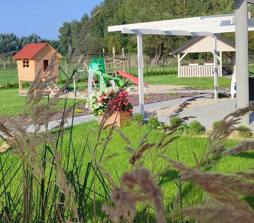 Apartamenty Wilga z całorocznym jacuzzi i letnim basenem - Two-Bedroom Apartment