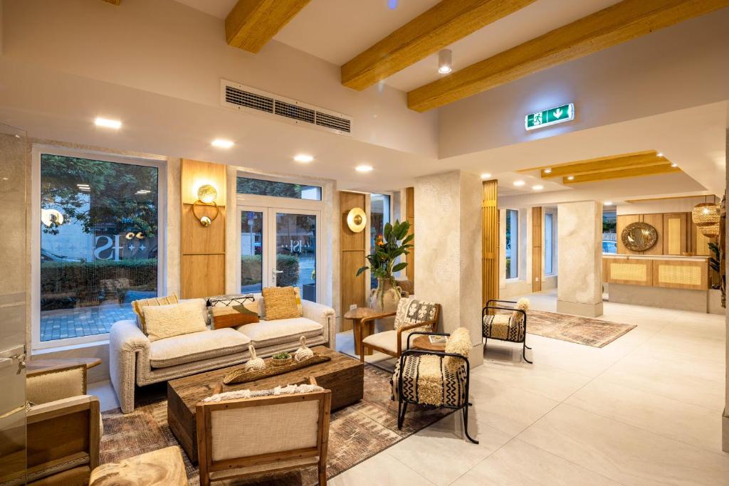 Hotel Serenity Timisoara - Resim 1