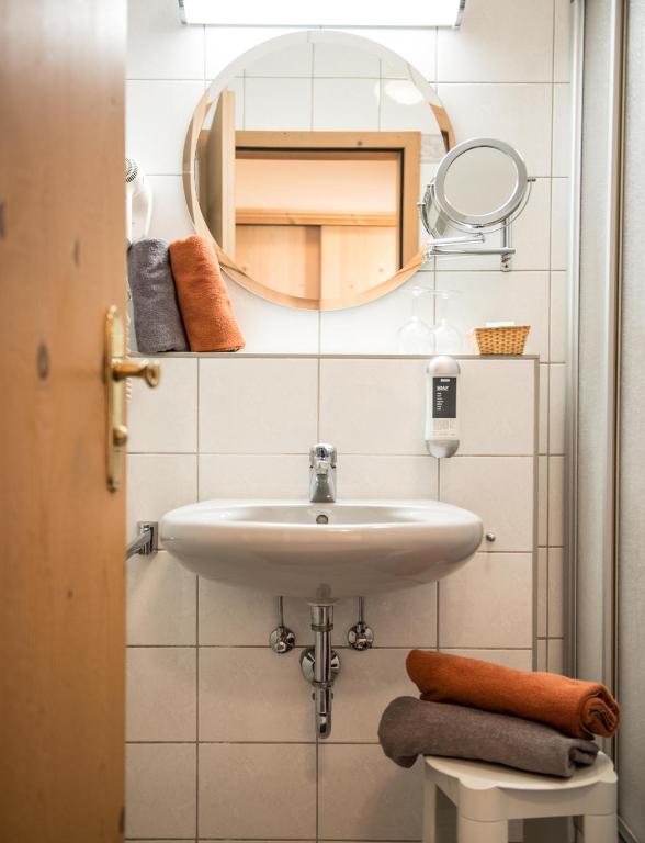 Landgasthof Weisses Lamm - Standard Single Room