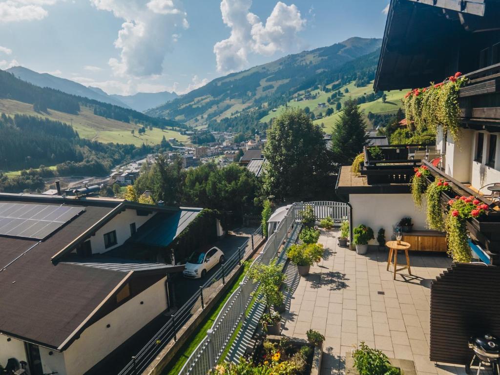 Nespecifikovaný výhled na hory nebo výhled na hory při pohledu z bed and breakfast