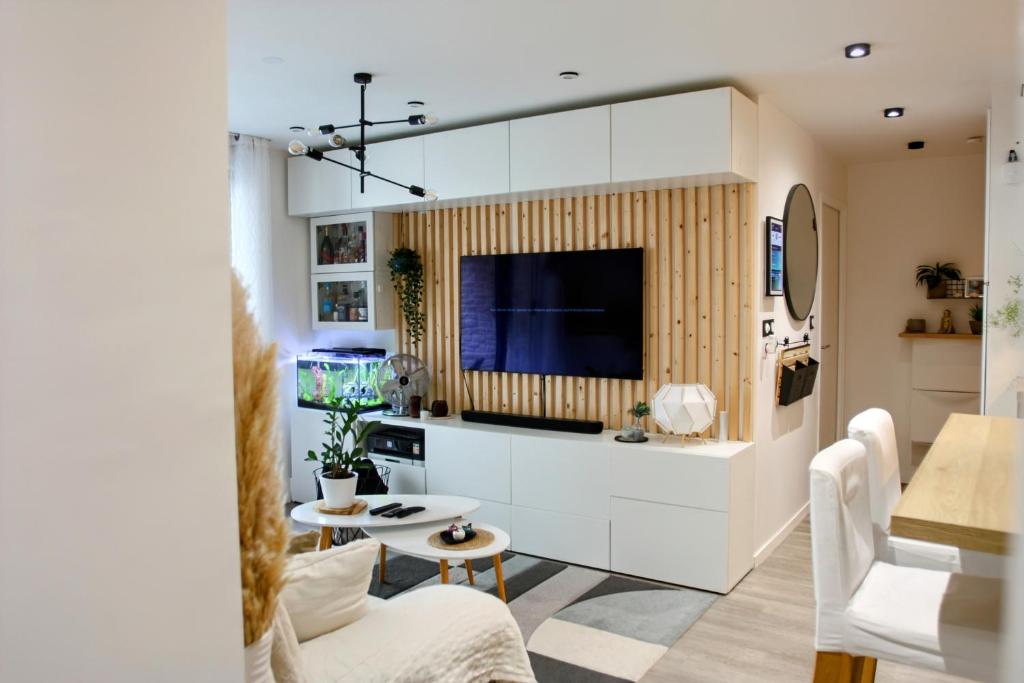 Photo de la galerie de l'établissement Aquarelle home, à Corbeil-Essonnes