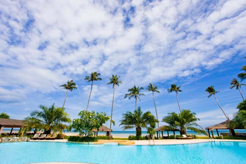 Bazén v ubytování the ocean resort samui nebo v jeho okolí