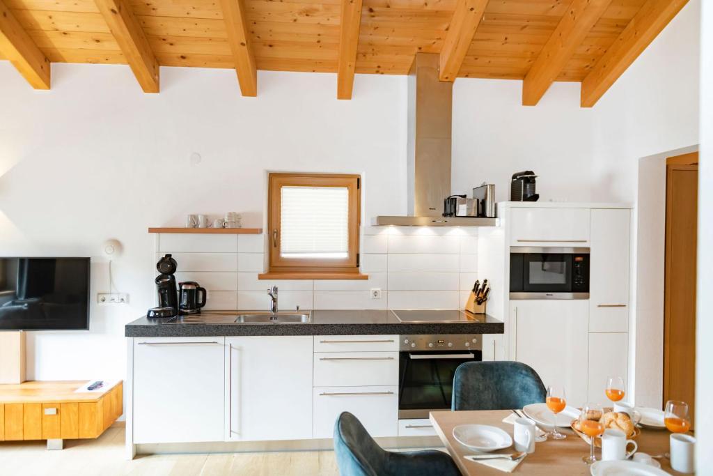 Kuchyň nebo kuchyňský kout v ubytování Residence Zillertal