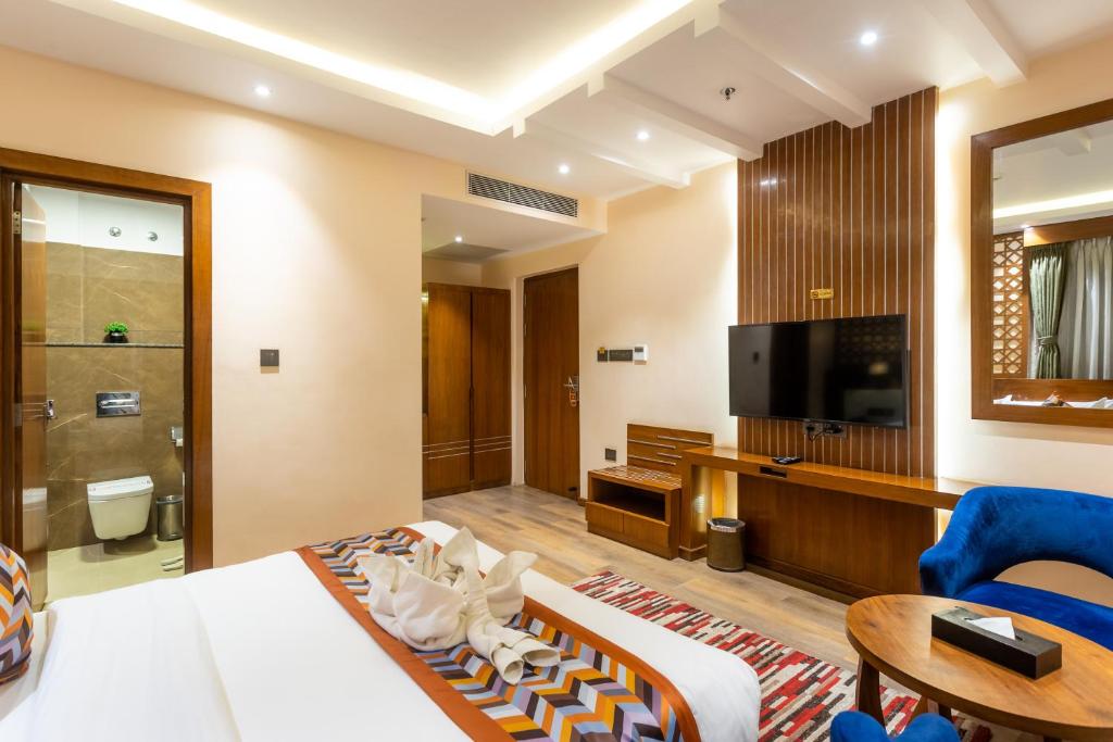 Dream International Hotel photo