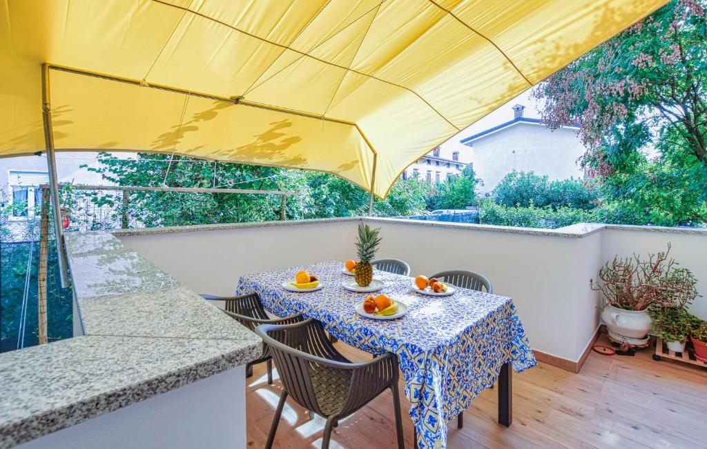 Κήπος έξω από το Cozy Apt With Private Terrace